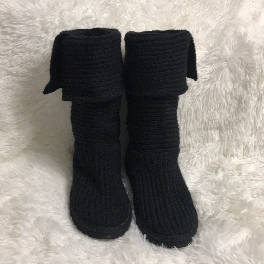 Black UGGS